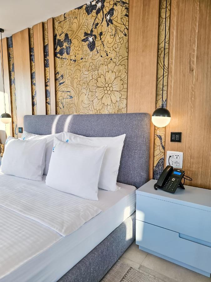 The New Hotel Mediteran - Villa Edition Ulcinj Extérieur photo