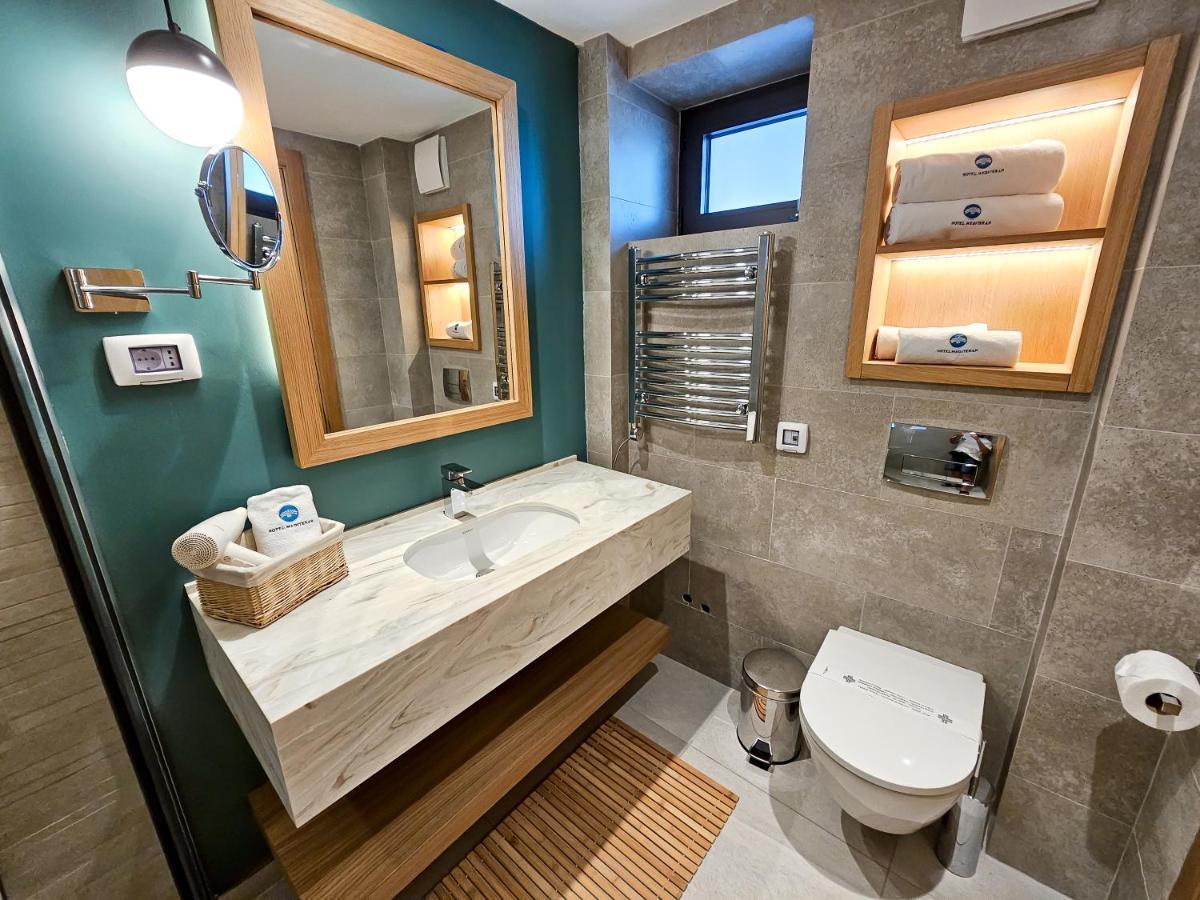 The New Hotel Mediteran - Villa Edition Ulcinj Extérieur photo